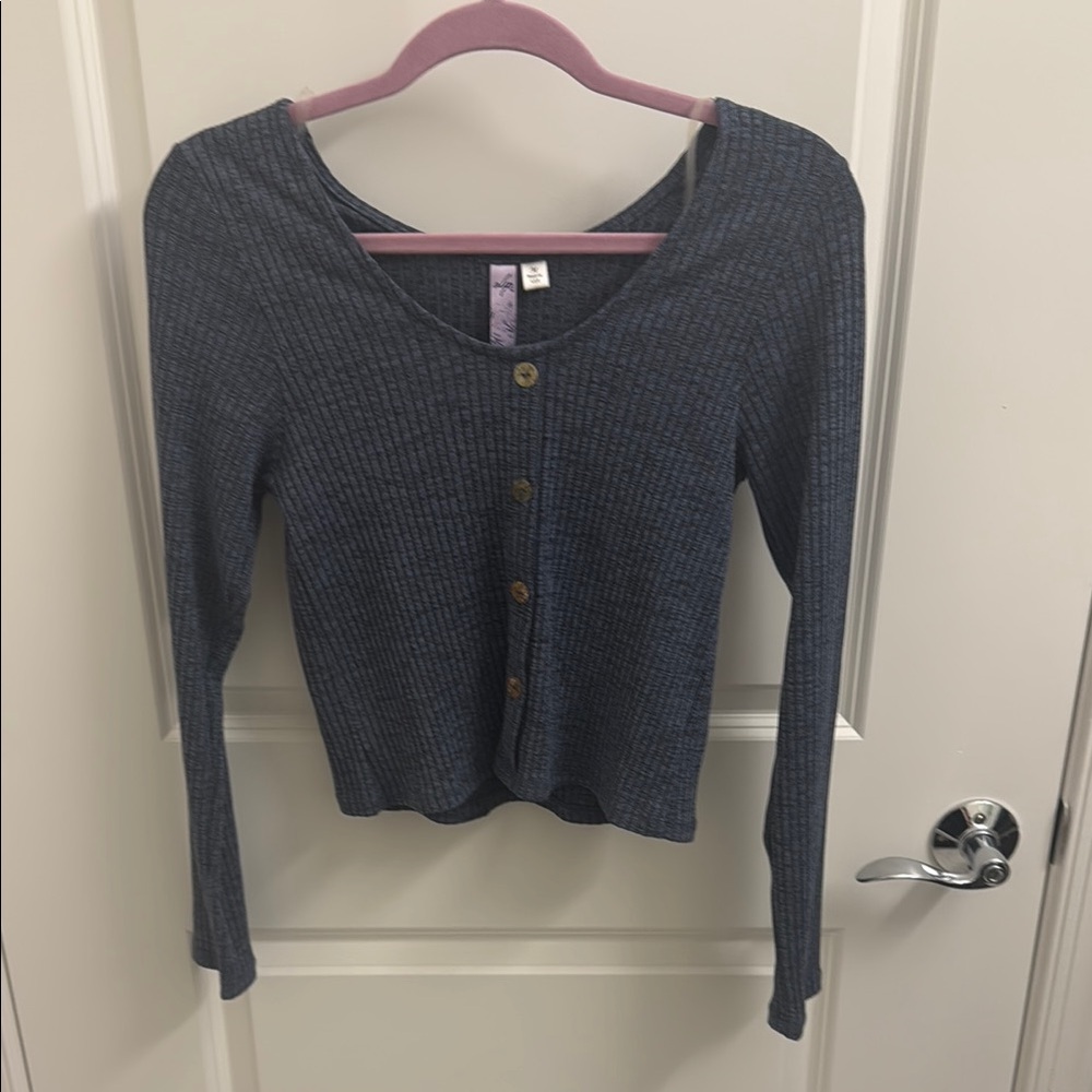 Alya Gray Ribbed Crop Button Down Shirt